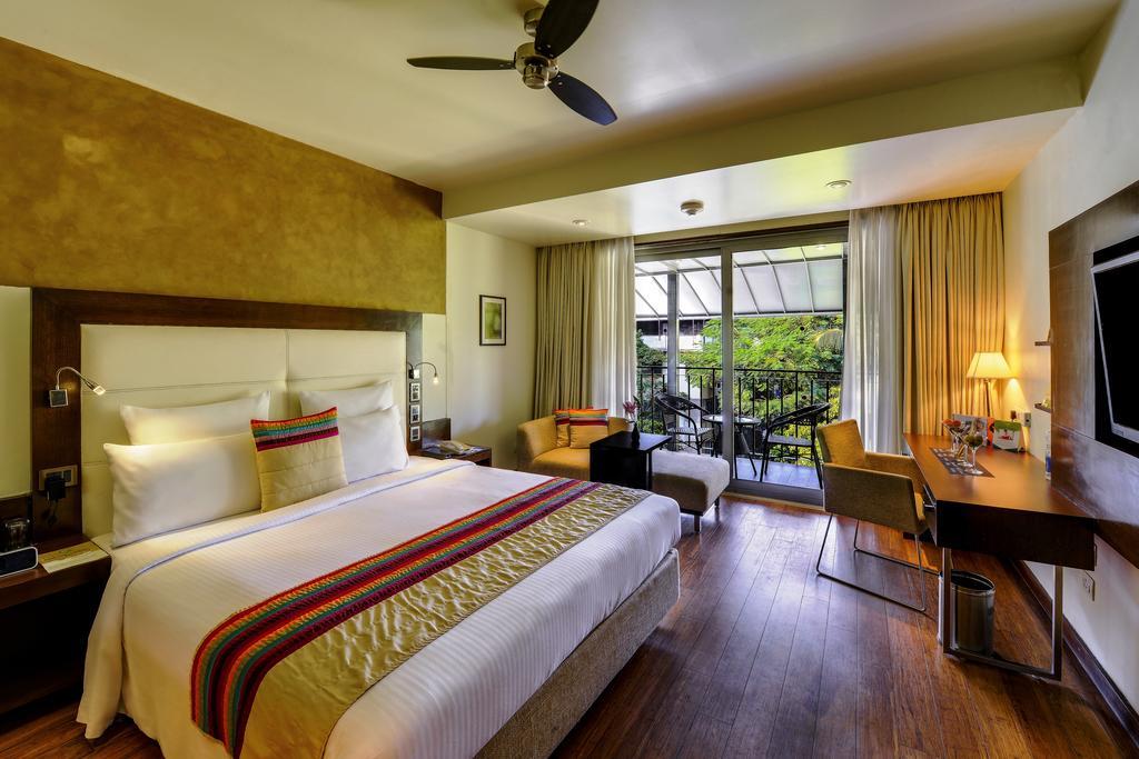 Novotel Goa Candolim Exterior photo Deluxe Room